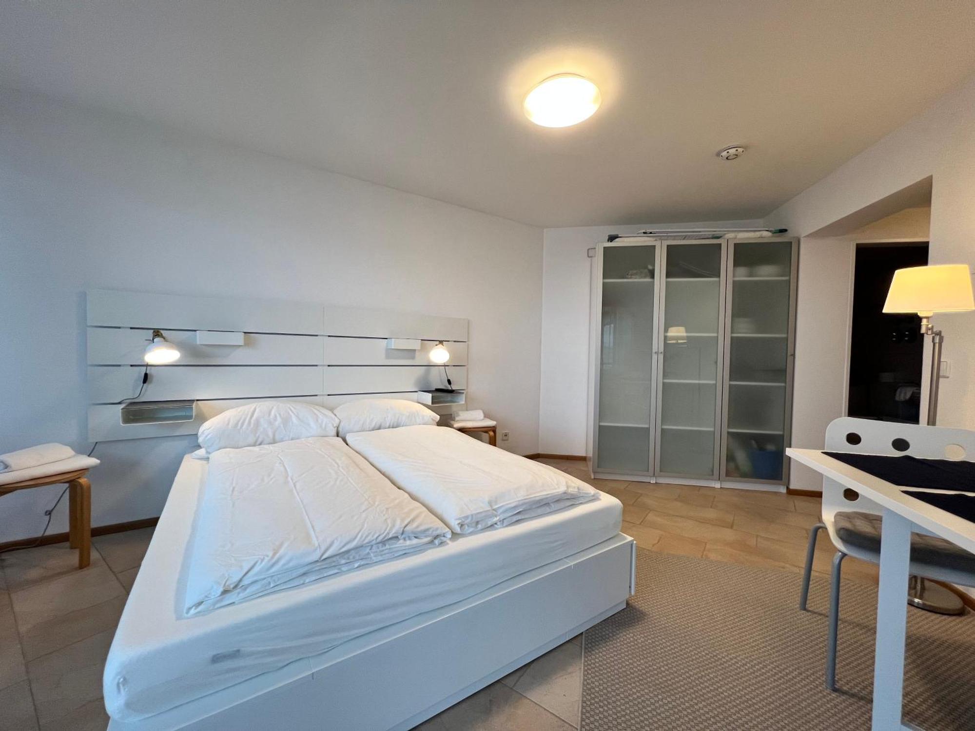 אוברלינגן Kleines Seeapartment מראה חיצוני תמונה