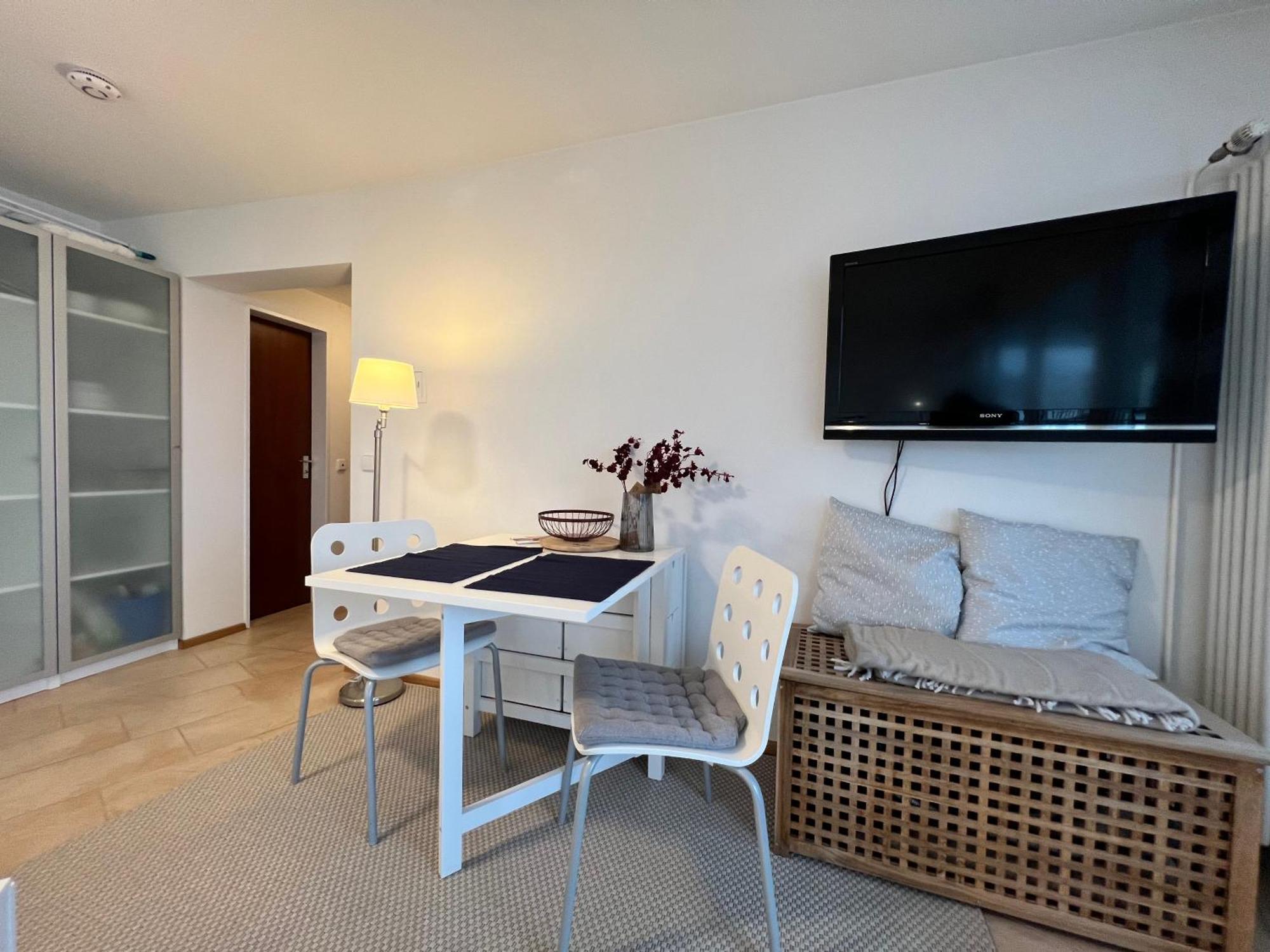אוברלינגן Kleines Seeapartment מראה חיצוני תמונה